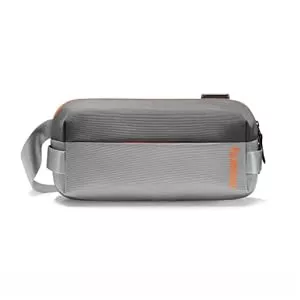 tomtoc Taschen & Rucksäcke tomtoc Umhängetasche für Männer und Frauen Kleiner Rucksack Umhängetasche Leicht Modern Wasserdicht Tasche für Wandern Reisen Arbeit Gym Sport
